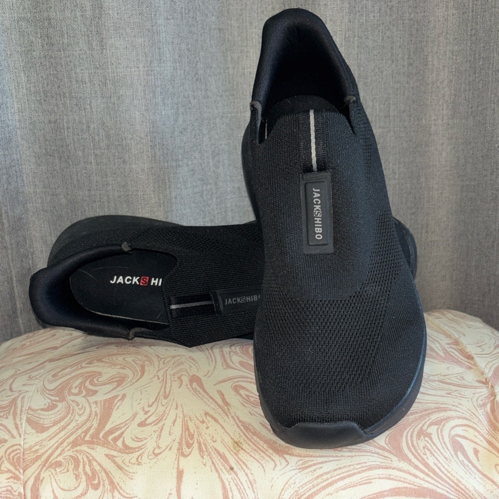 Men’s JACKSHIBO size 10.5 shoes,enjoy absolute toe freedom, zero heel